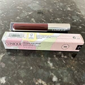 NWT Clinique pop plush creamy BLACK HONEY lip gloss. Unopened.